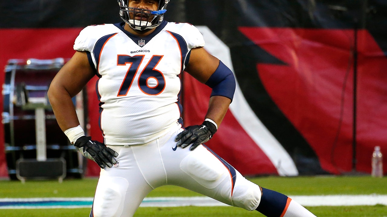 AP source: Broncos lose guard Max Garcia to knee injury